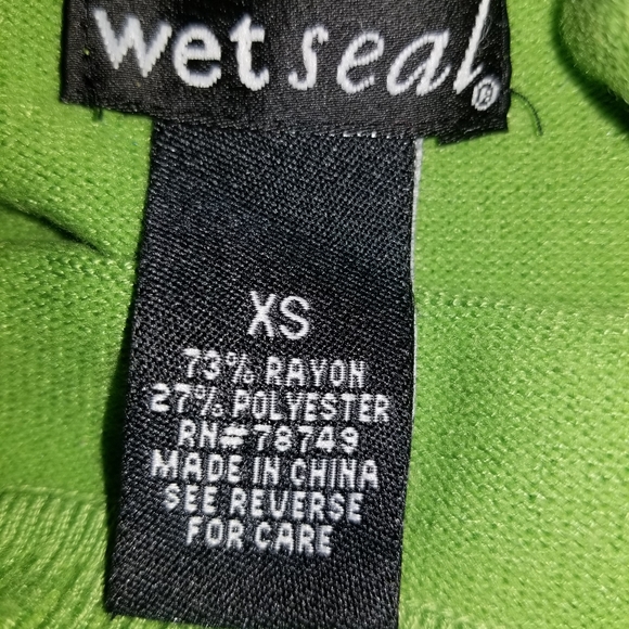 Wet Seal Scoop Neck Sweater Size XS - Picture 5 of 6